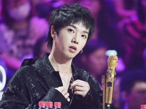 博主爆料再次塌房艺人视频,再度爆雷！塌房艺人视频引发热议  第1张